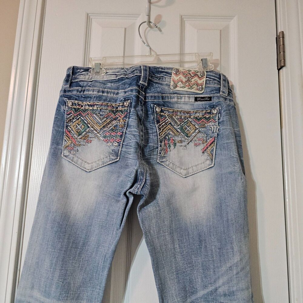 Miss Me Embroidered Boot Cut Jeans - 32x34 - Geometric Aztec Pattern - Picture 7 of 16